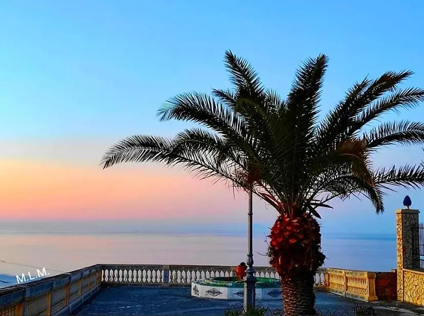 The Palace Modern Apartment Santo Stefano di Camastra 0*,  Italia
