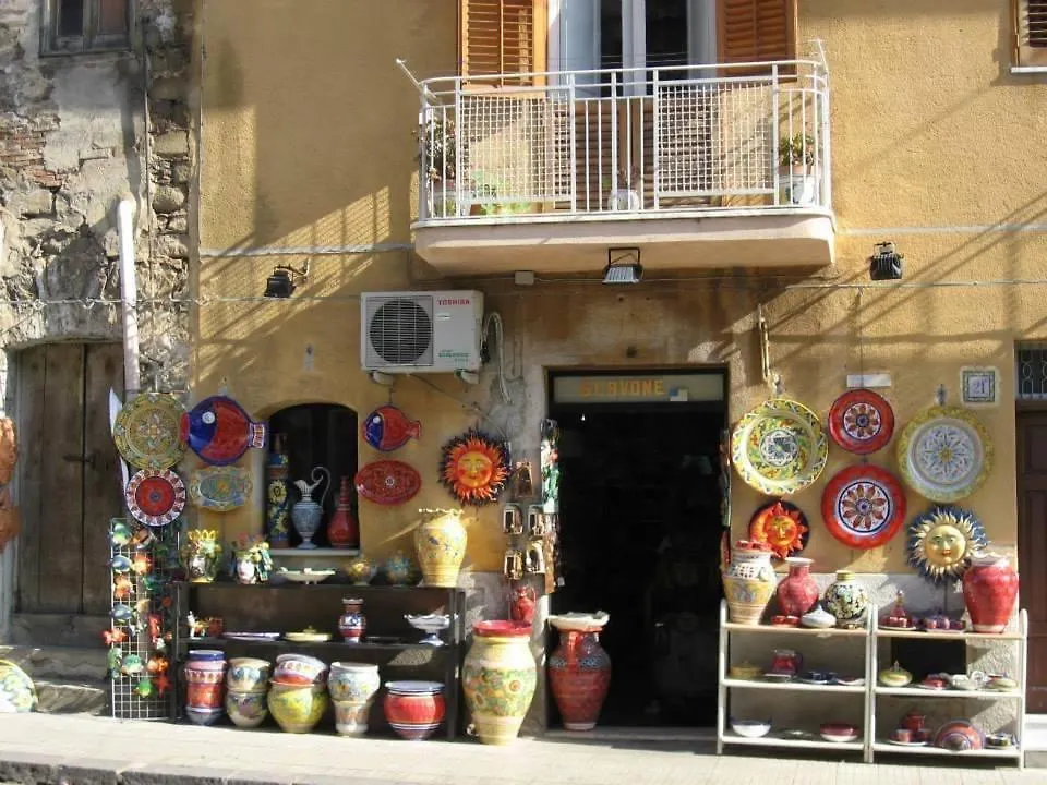 The Palace Modern Apartment Santo Stefano di Camastra